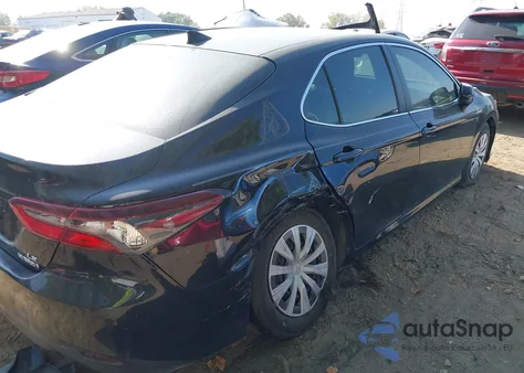 2021 Toyota Camry Le Hybrid from USA, damaged, VIN 4T1C31AK9MU025127